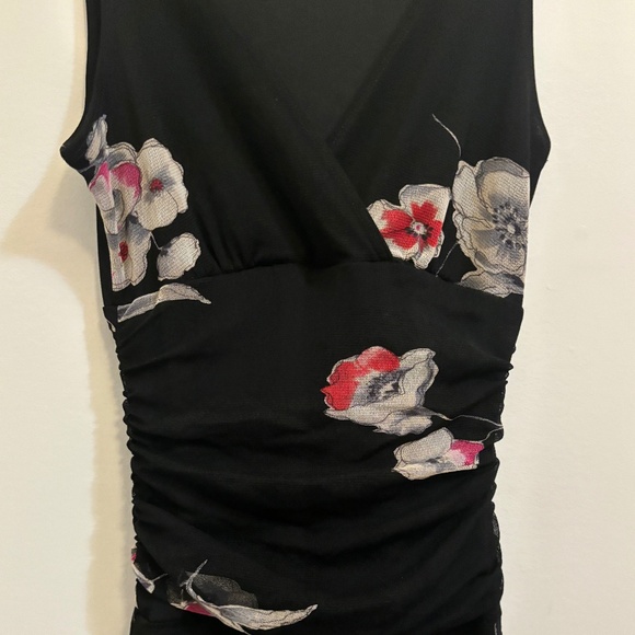 2 for $20 le chateau Black Floral Dress with V-Neck EUC - Picture 3 of 6